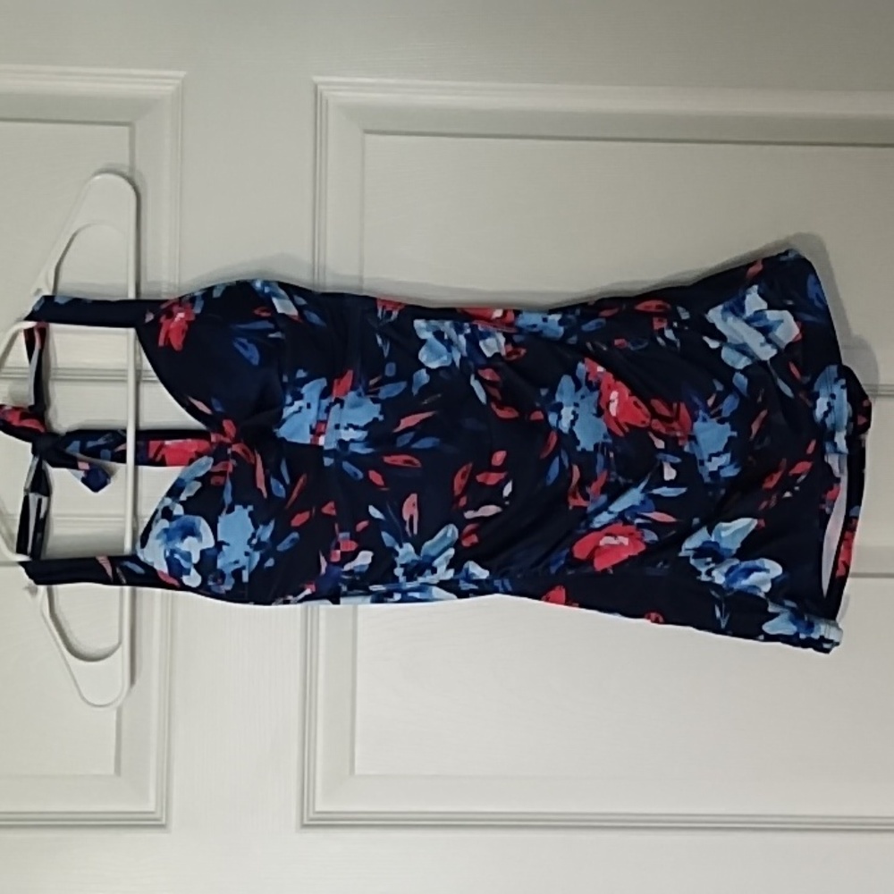 New Lds size L one pc boy short bottom swimsuit 🩲 🩷